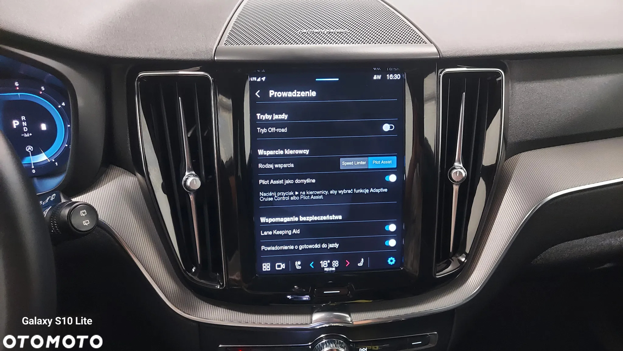 Volvo XC 60 B4 D Plus Dark - 10