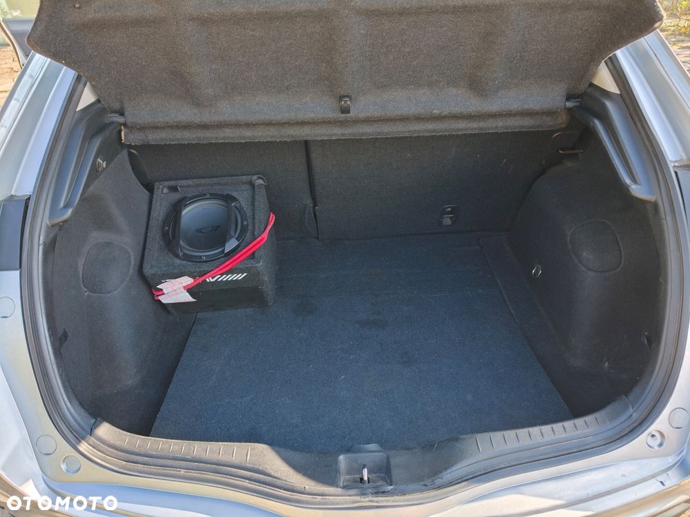 Honda Civic 1.8 Comfort - 36