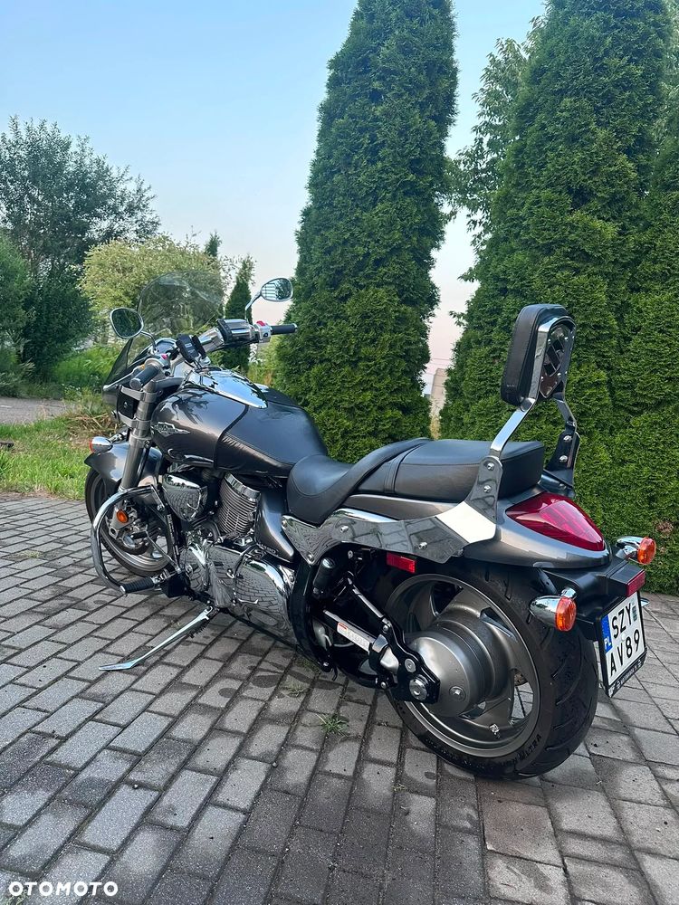 Suzuki Boulevard - 8