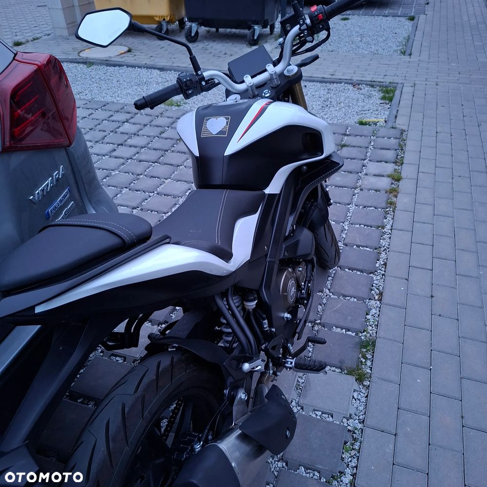 QJMOTOR SRK 125S - 5