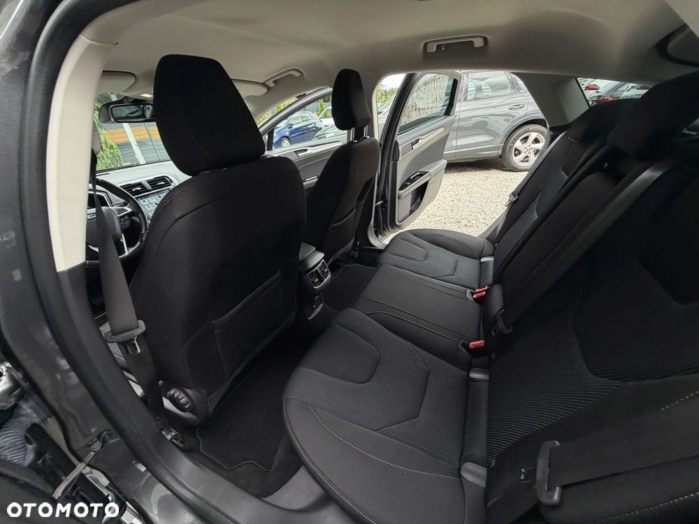 Ford Mondeo 2.0 EcoBlue Titanium - 20