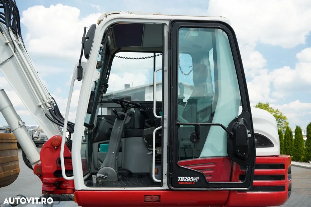 Takeuchi TB 295 W / EXCAVATOR PE ROȚI / 2016 / CONTRACT DE SERVICE POST-SERVICE - 24