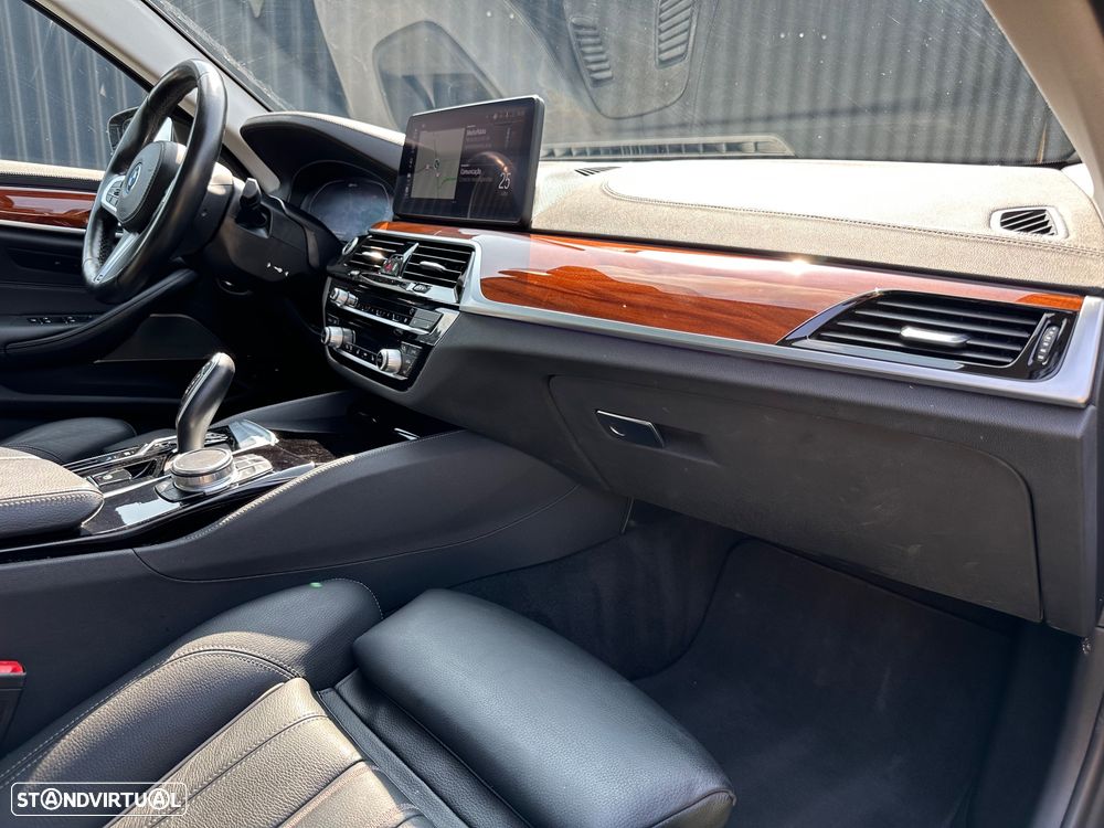 BMW 530 e Aut. Luxury Line - 8
