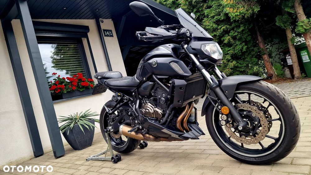 Yamaha MT - 5