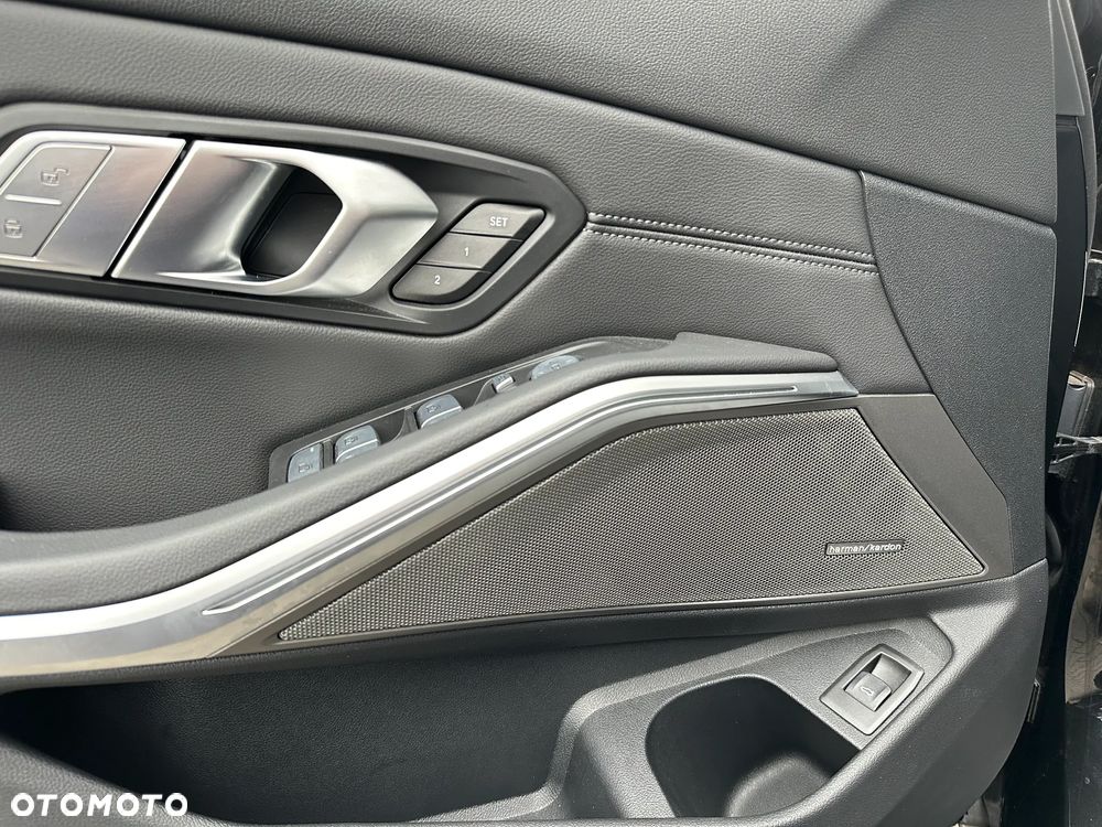 BMW Seria 3 - 12