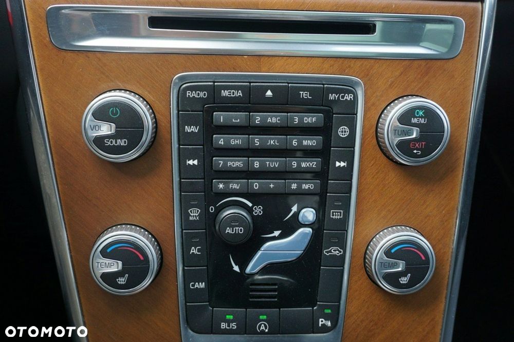 Volvo XC 60 T5 AWD Inscription - 19