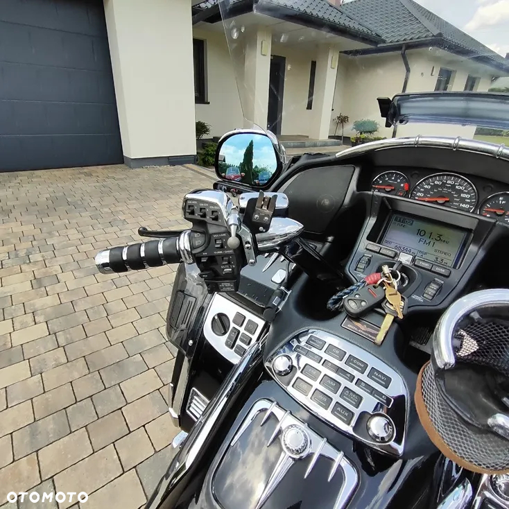 Honda GL - 35