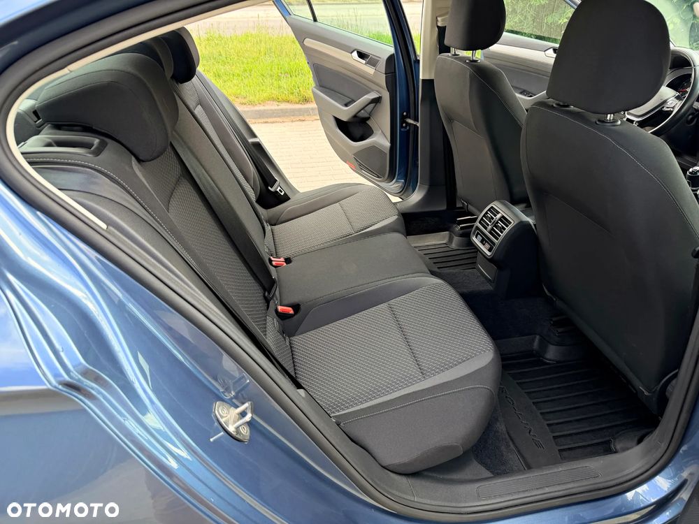 Volkswagen Passat 1.4 TSI BMT City - 13