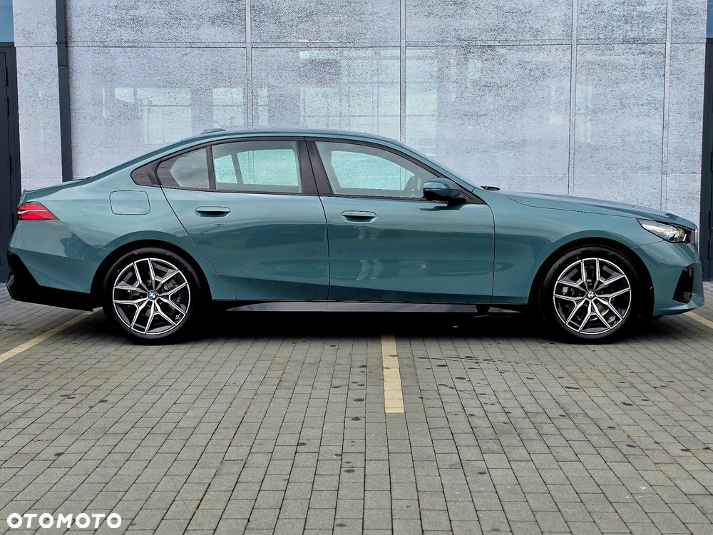 BMW Seria 5 520d mHEV M Sport - 8
