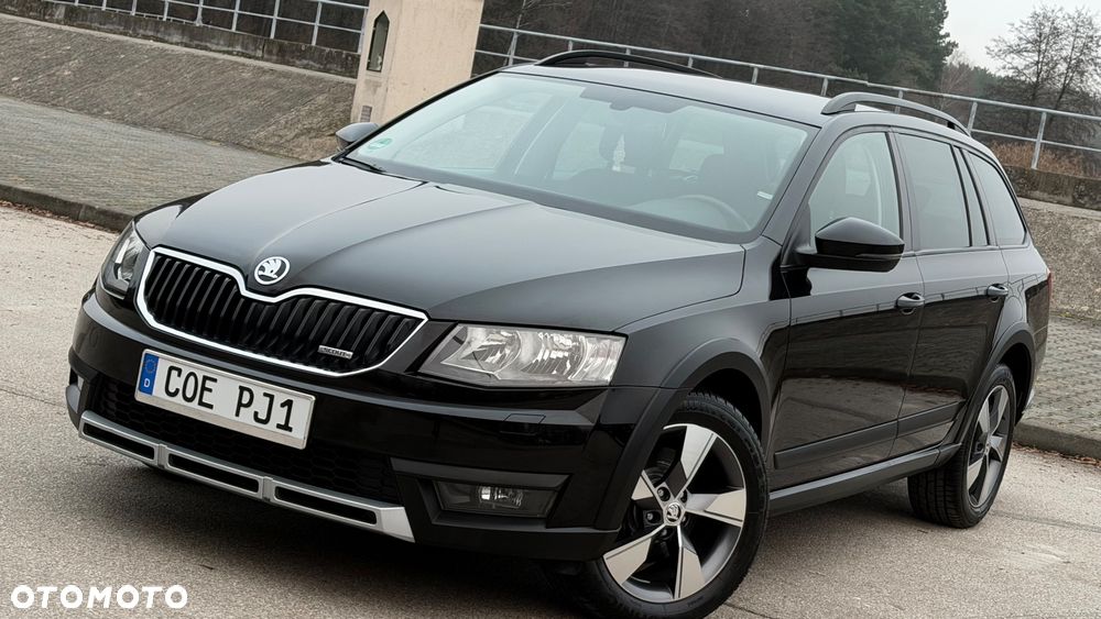 Skoda Octavia 2.0 TDI 4x4 DSG Scout - 3
