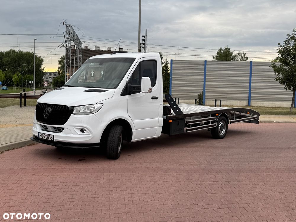 Mercedes-Benz Sprinter - 12