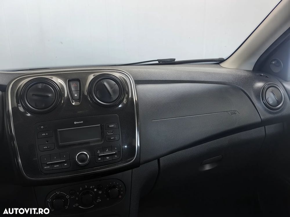 Dacia Logan 1.0 SCe SL PLUS - 23