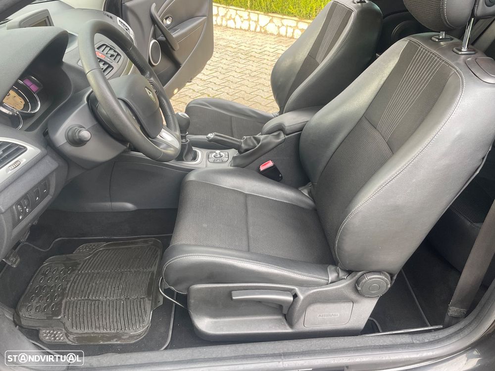 Renault Mégane Coupe - 29