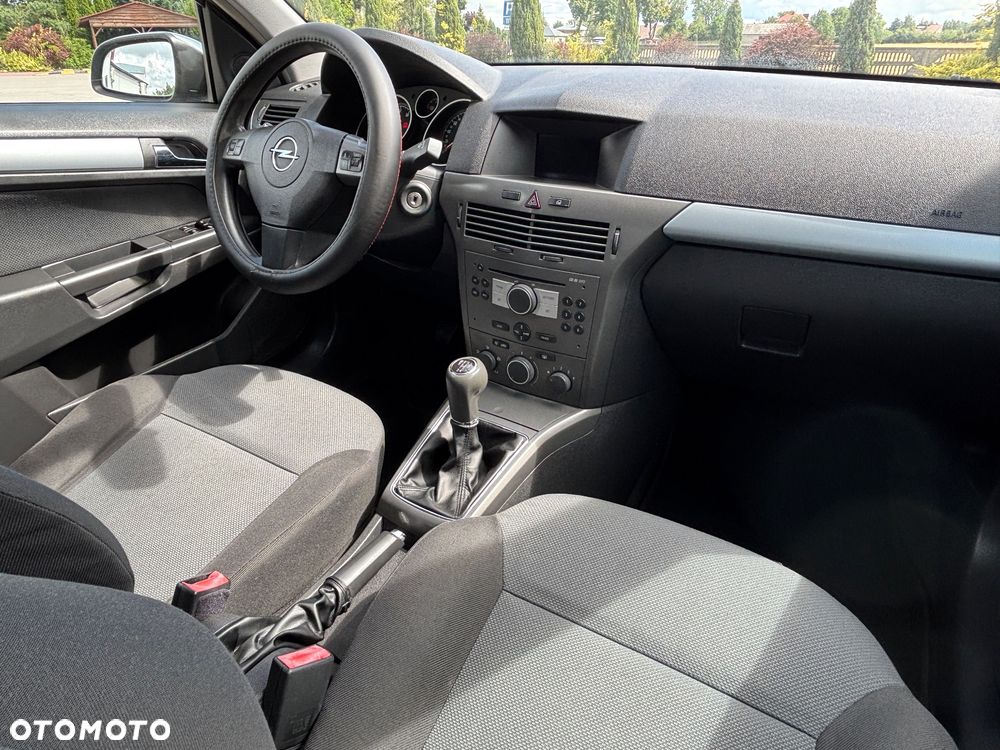 Opel Astra 1.4 Elegance - 24