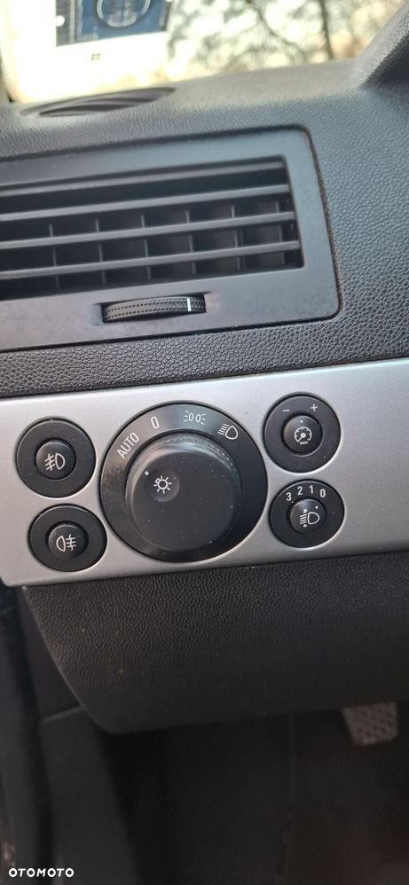 Opel Astra 1.8 Edition 111 Jahre - 15