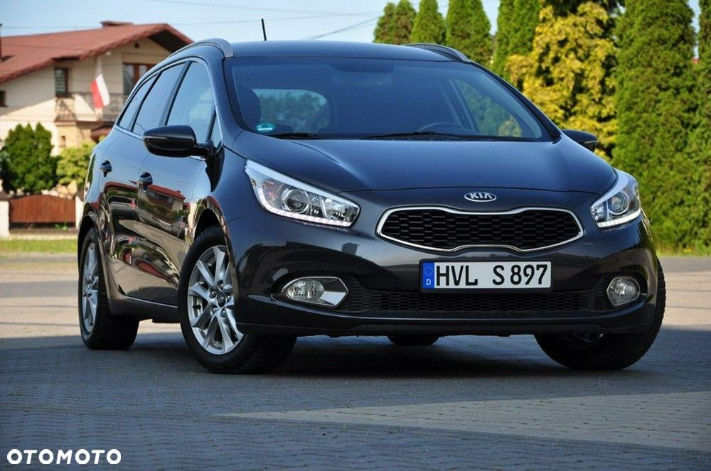 Kia Ceed 1.6 GDI Spirit - 12