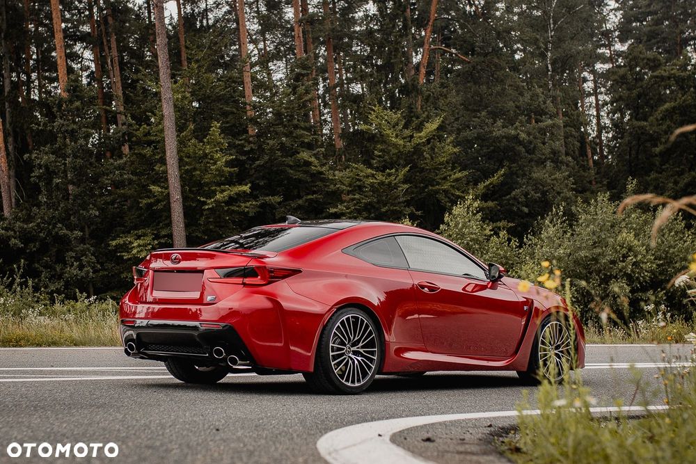 Lexus RC F Carbon - 2