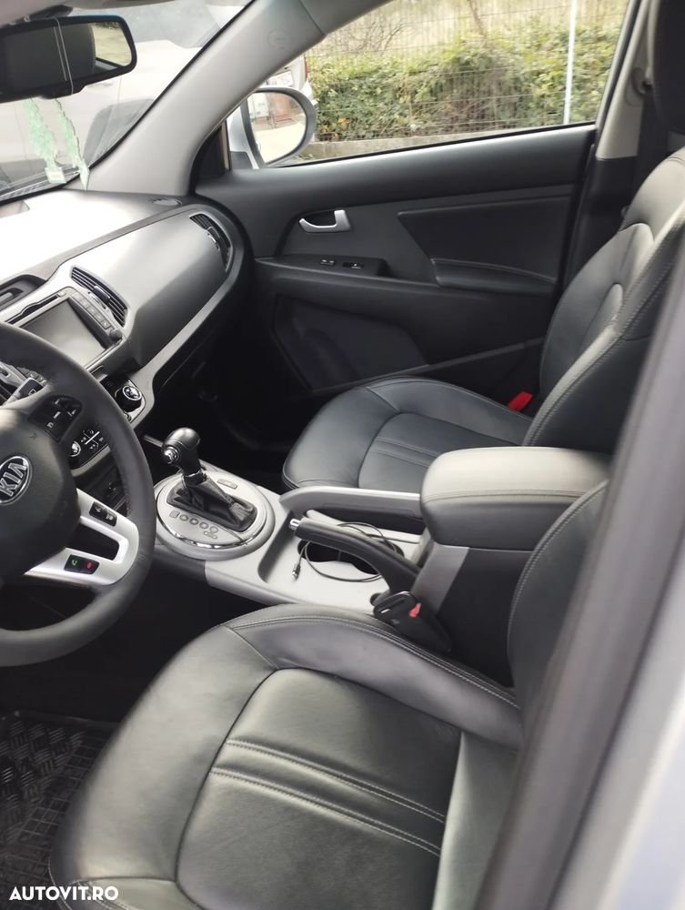 Kia Sportage 2.0 CRDI 184 AWD Aut. Spirit - 9