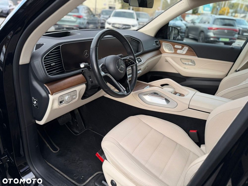 Mercedes-Benz GLE - 13