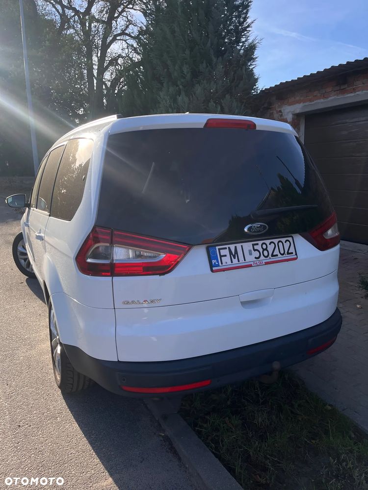 Ford Galaxy - 24