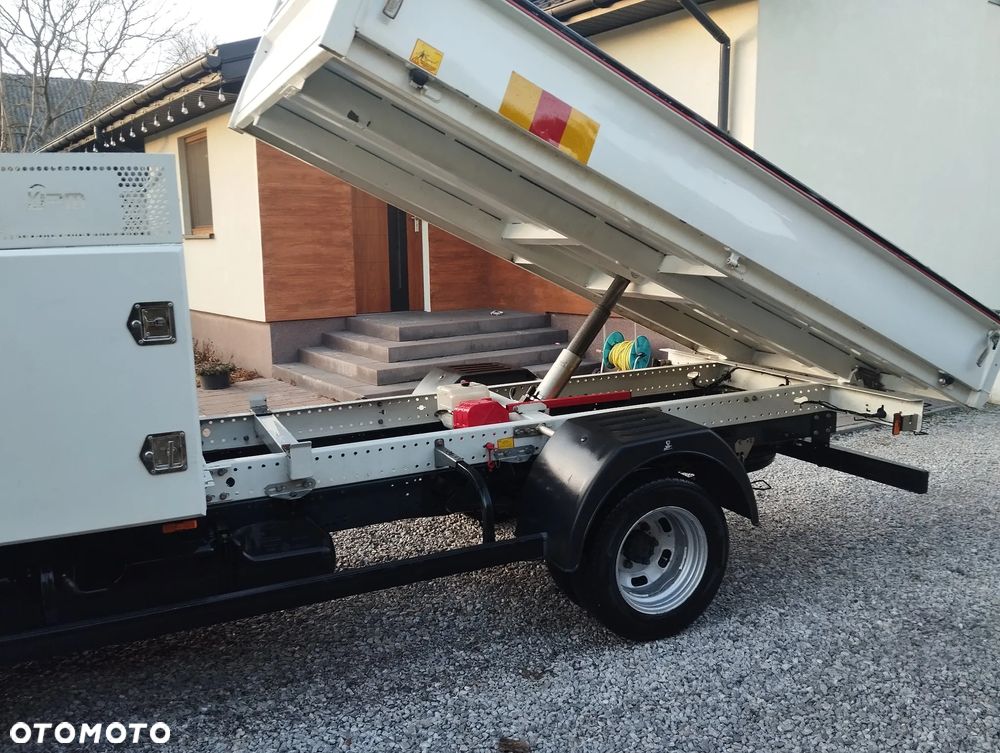 Iveco 35C15 wywrotka kiper 3.0 HPI - 29
