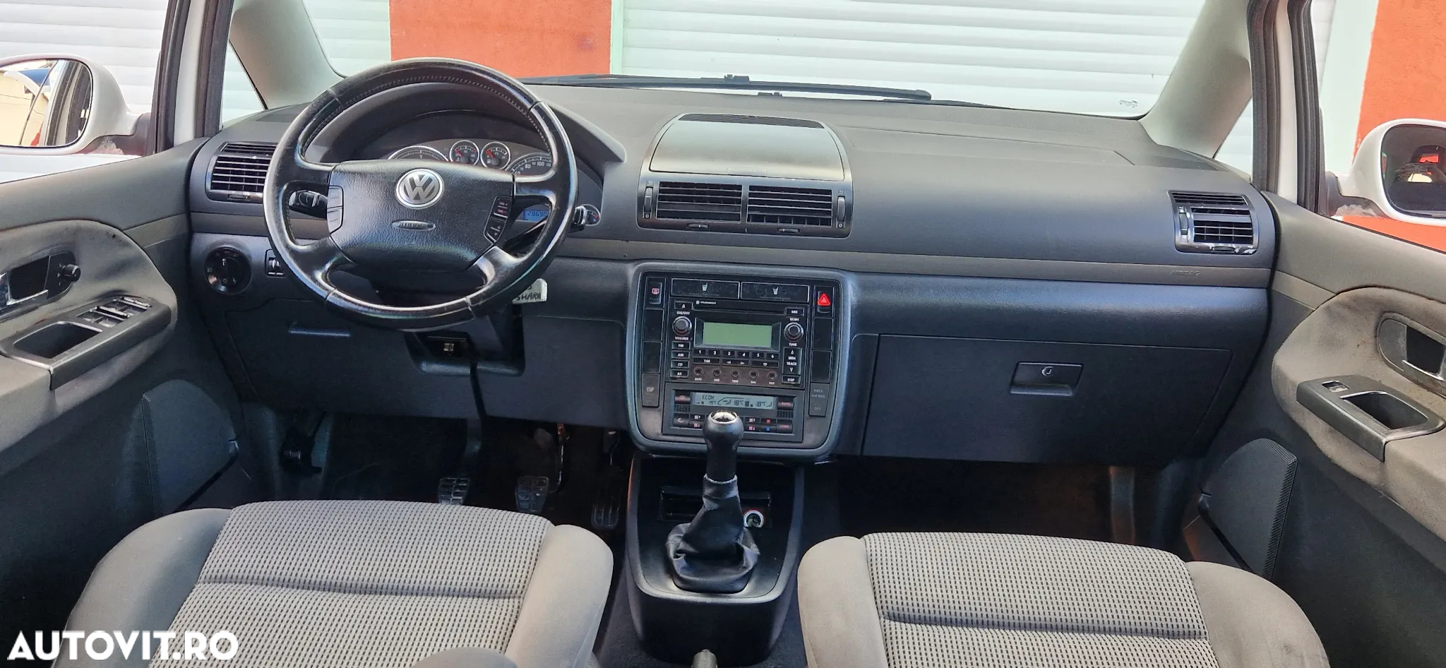 Volkswagen Sharan 1.9 TDI - 22