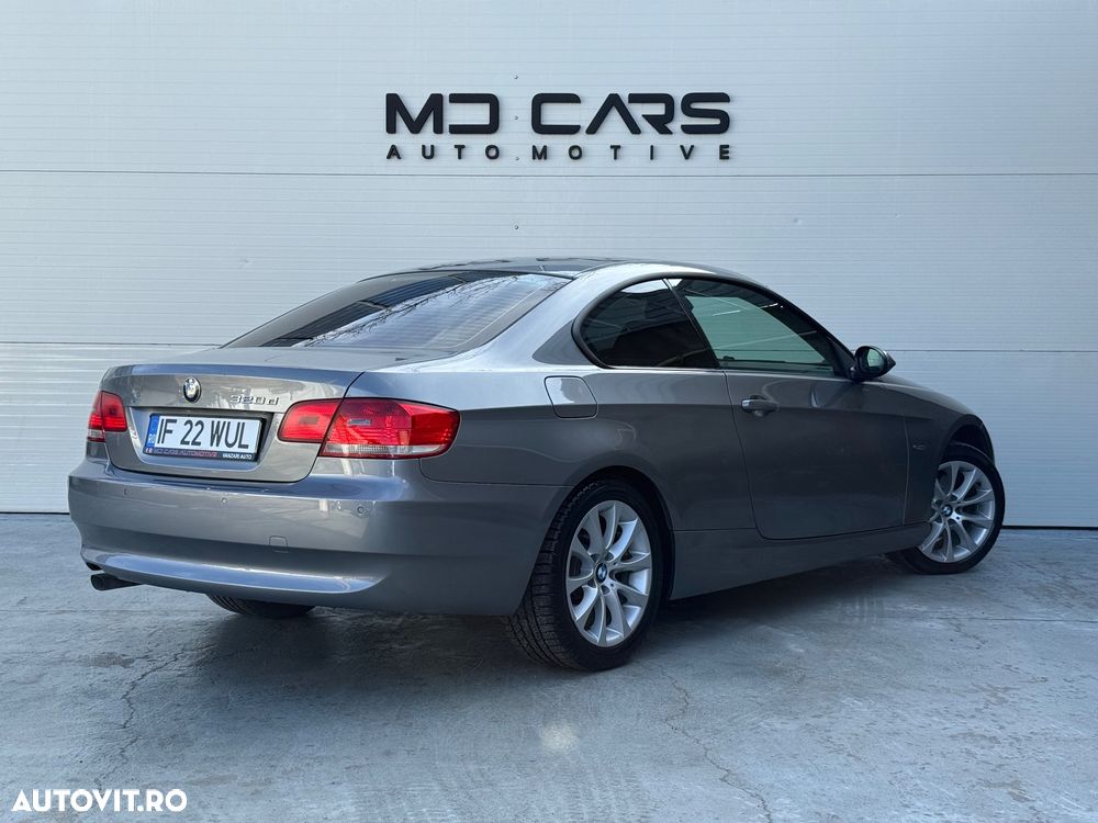 BMW Seria 3 320d DPF Aut. - 4