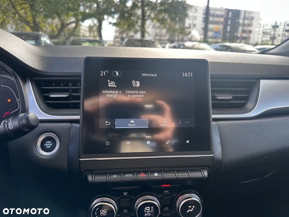 Renault Captur - 19