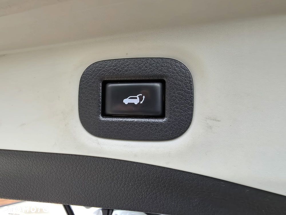 Nissan X-Trail 1.6 DIG-T Tekna - 28