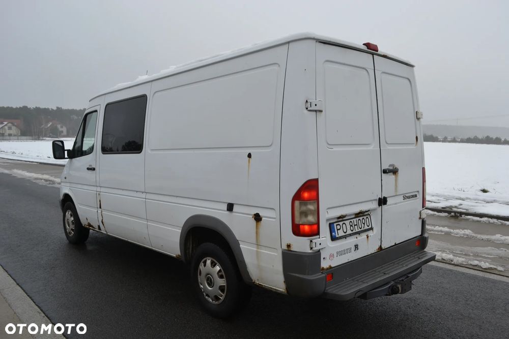 Mercedes-Benz Sprinter - 4