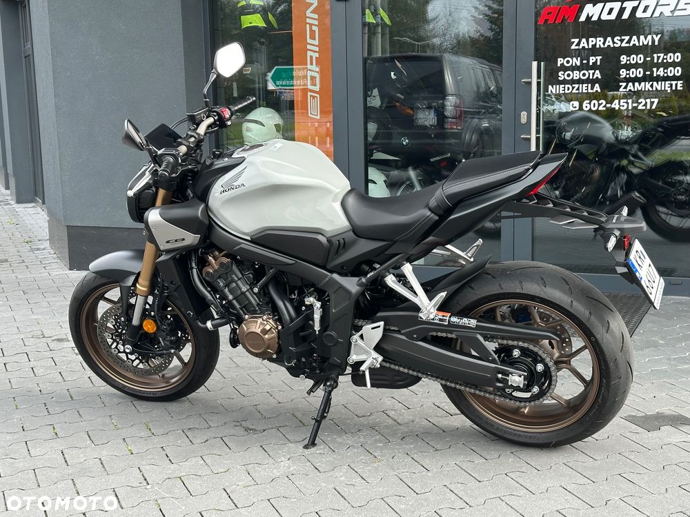 Honda CB - 31