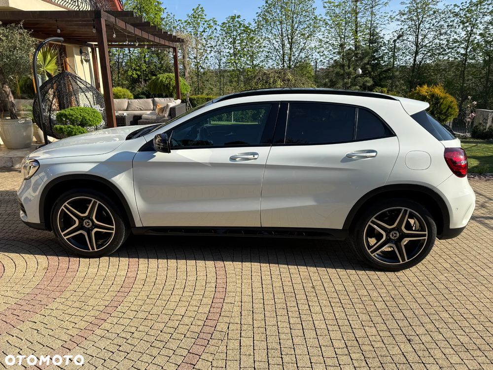 Mercedes-Benz GLA 220 4-Matic AMG Line - 8