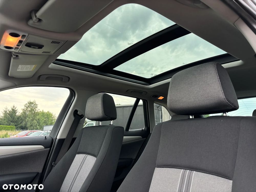 BMW X1 sDrive18d xLine - 21