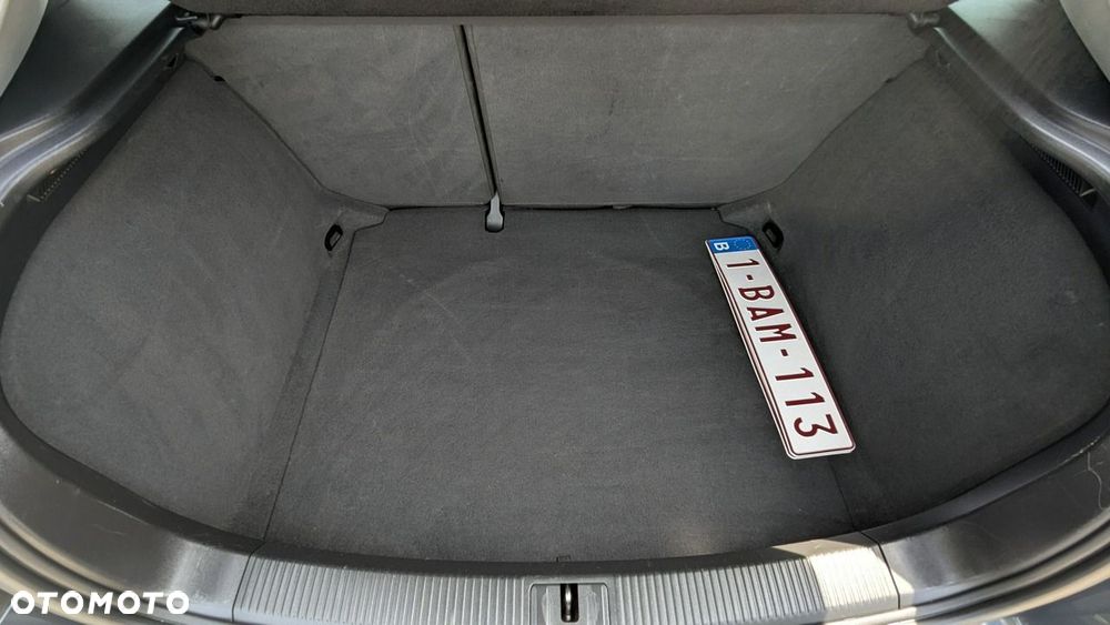Audi A3 3-drzwiowe 1.6 TDI Ambiente - 34