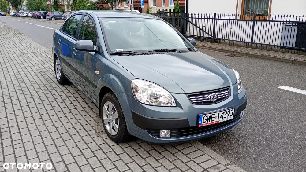 Kia Rio 1.4 Family - 1