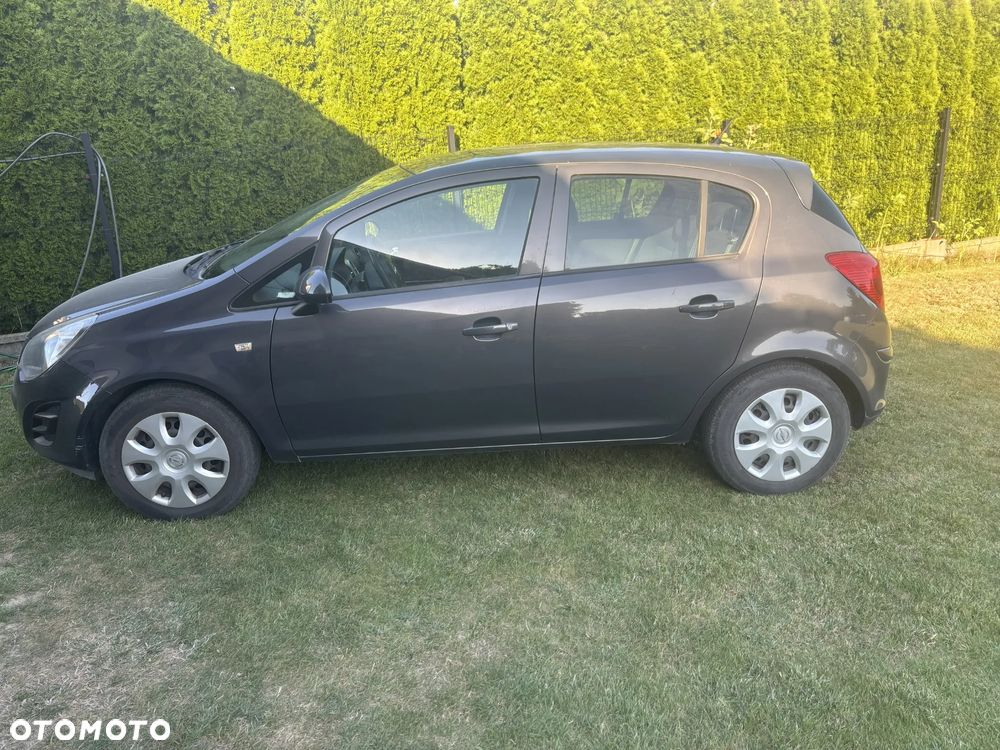 Opel Corsa - 1