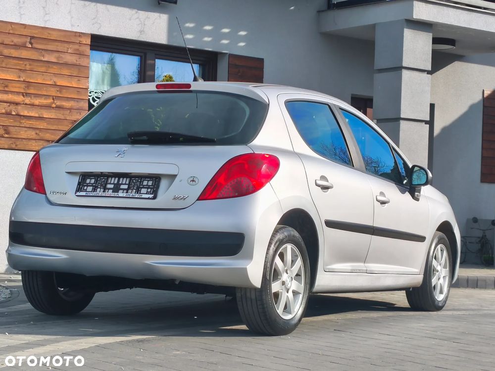 Peugeot 207 75 Urban Move - 20