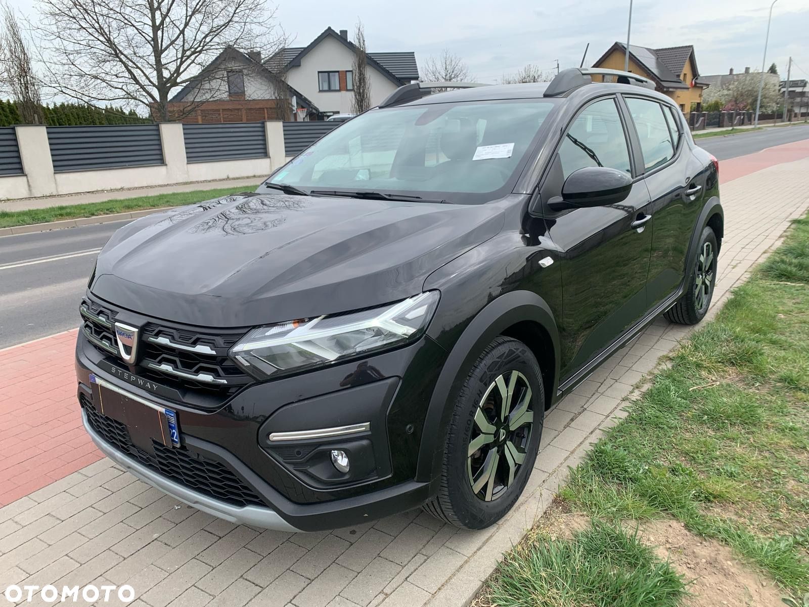 Dacia Sandero Stepway TCe 90 Essential - 1