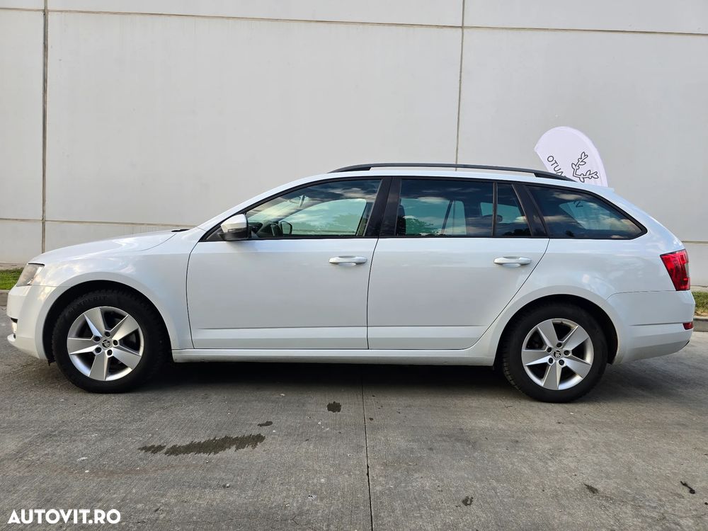 Skoda Octavia 2.0 TDI DSG Ambition - 13