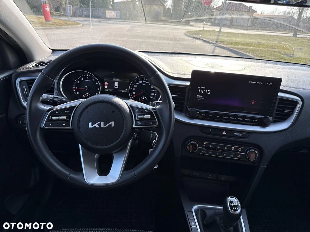 Kia Ceed 1.5 T-GDI M - 14