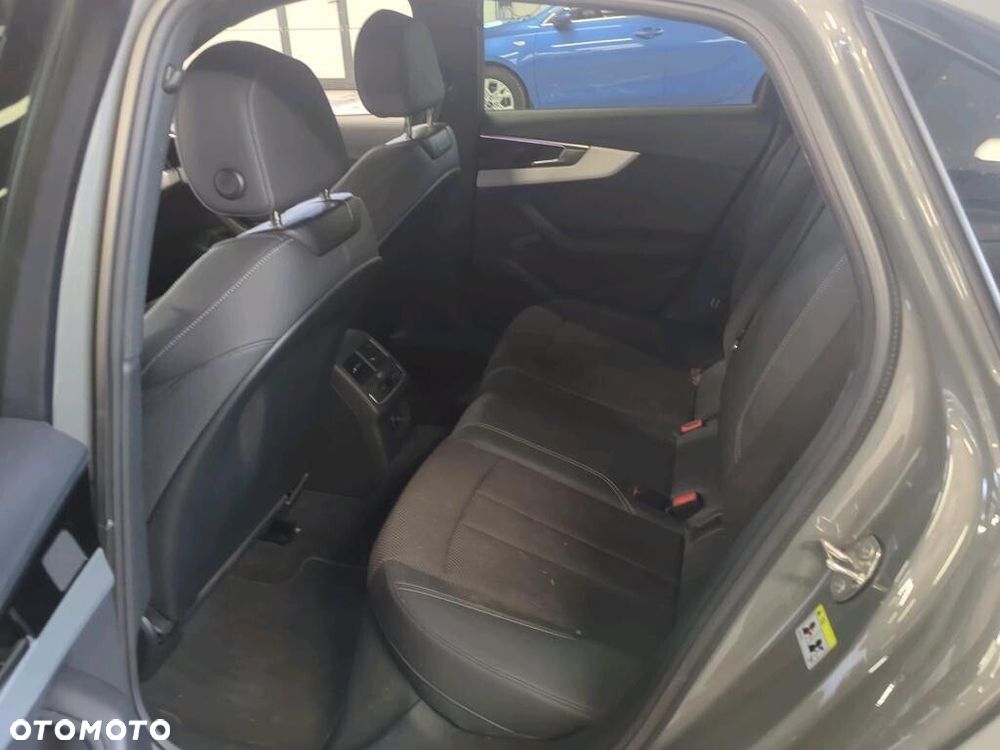Audi A4 Limousine - 9