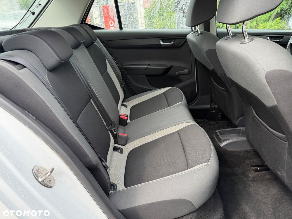 Skoda Fabia 1.2 TSI Ambition - 11