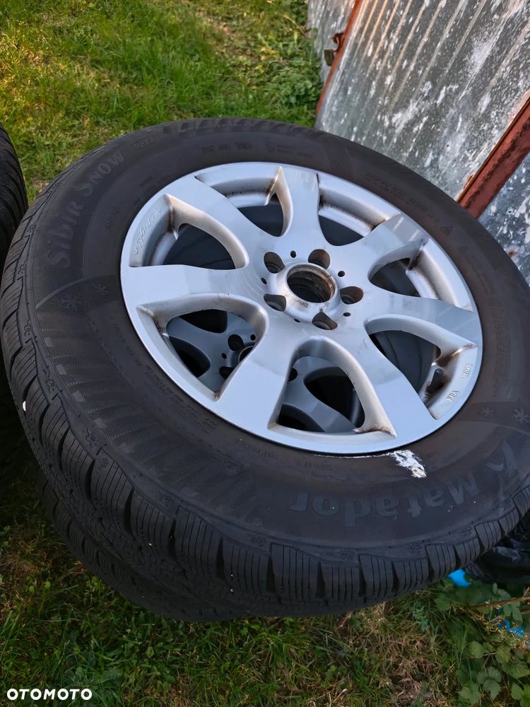 Ford Kuga 2.0 TDCi 2x4 Trend - 17