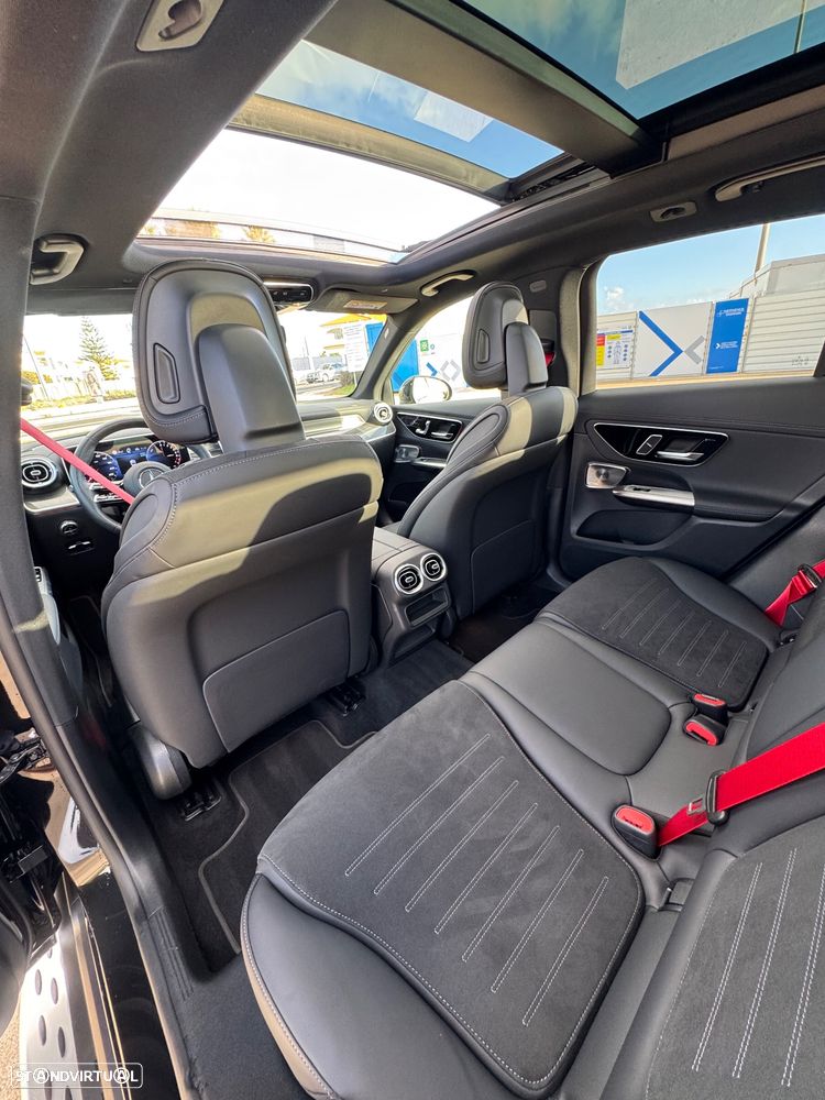 Mercedes-Benz GLC 300 e 4Matic 9G-TRONIC Edition AMG Line - 24