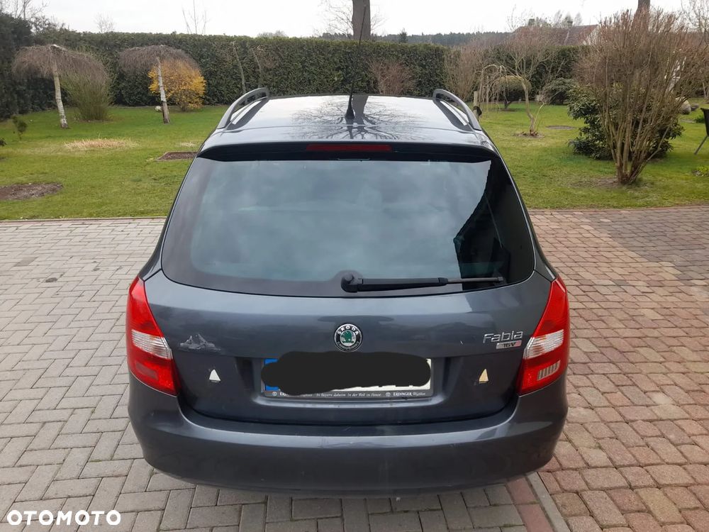 Skoda Fabia 1.6 16V Sport - 4