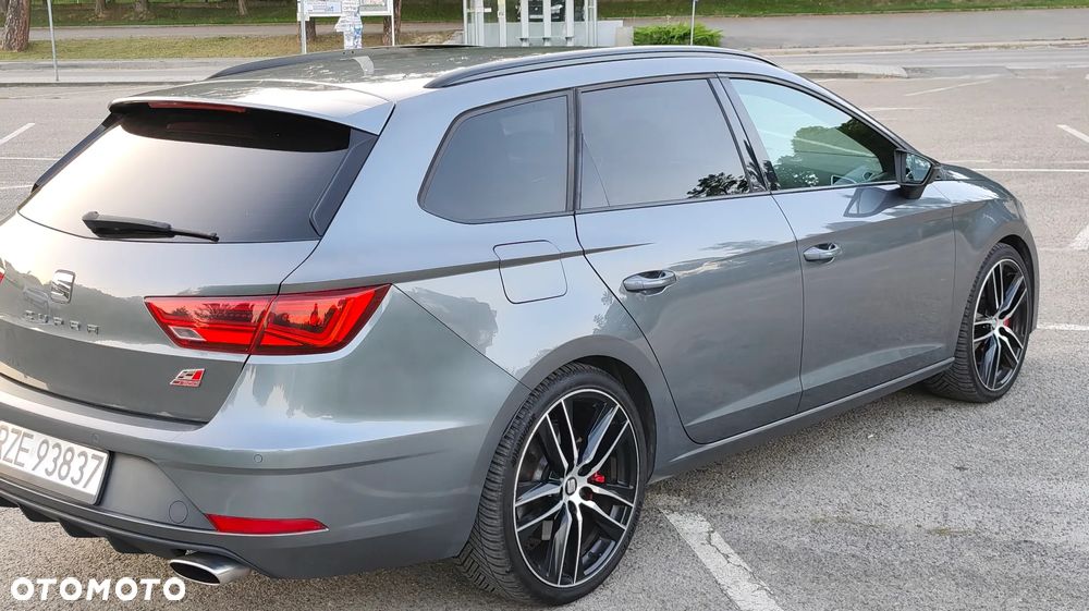 Seat Leon 2.0 TSI Start&Stop 4Drive DSG Cupra 300 - 6