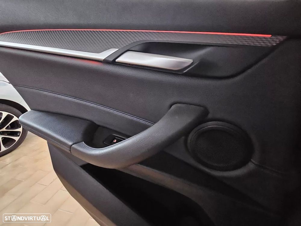 BMW X2 18 d sDrive Auto Pack M - 22