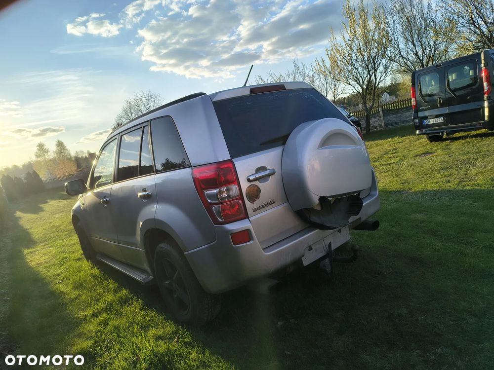 Suzuki Grand Vitara 1.9 DDiS - 6