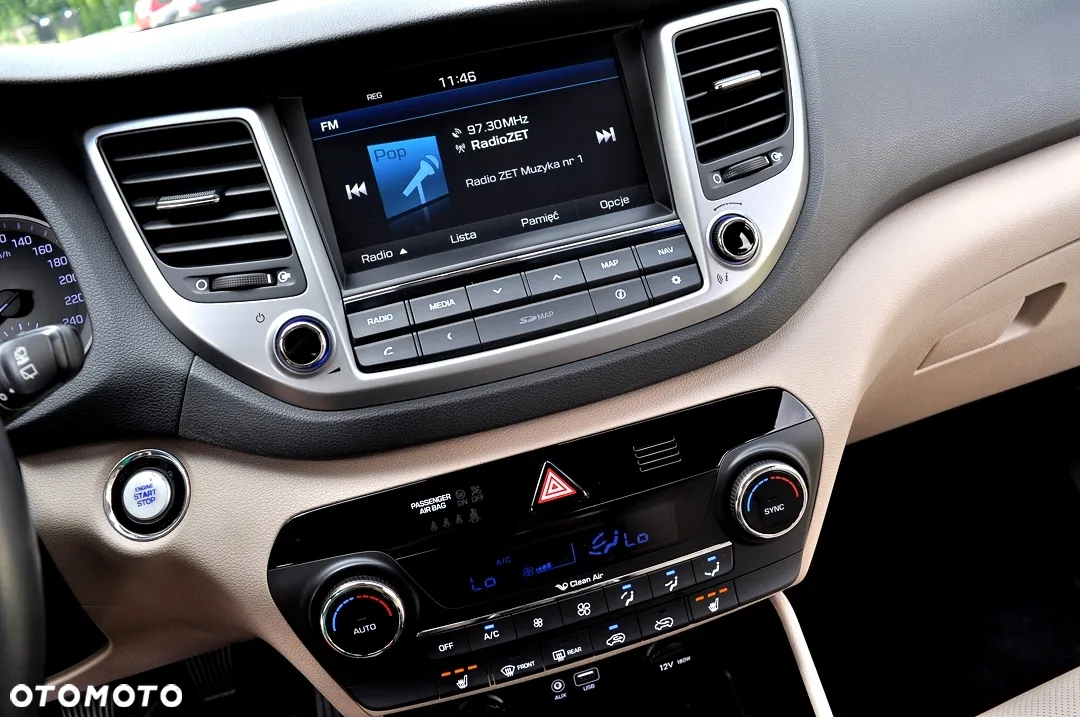 Hyundai Tucson 2.0 CRDI BlueDrive Style 2WD - 28