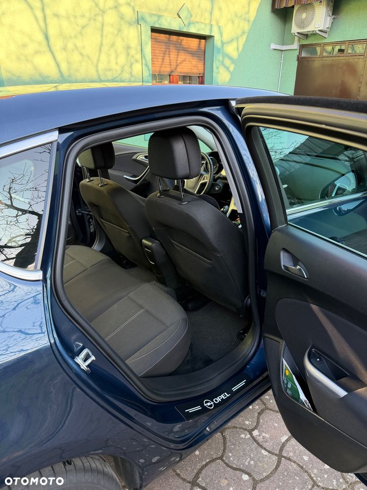 Opel Astra 1.3 CDTI Cosmo ecoFLEX - 11